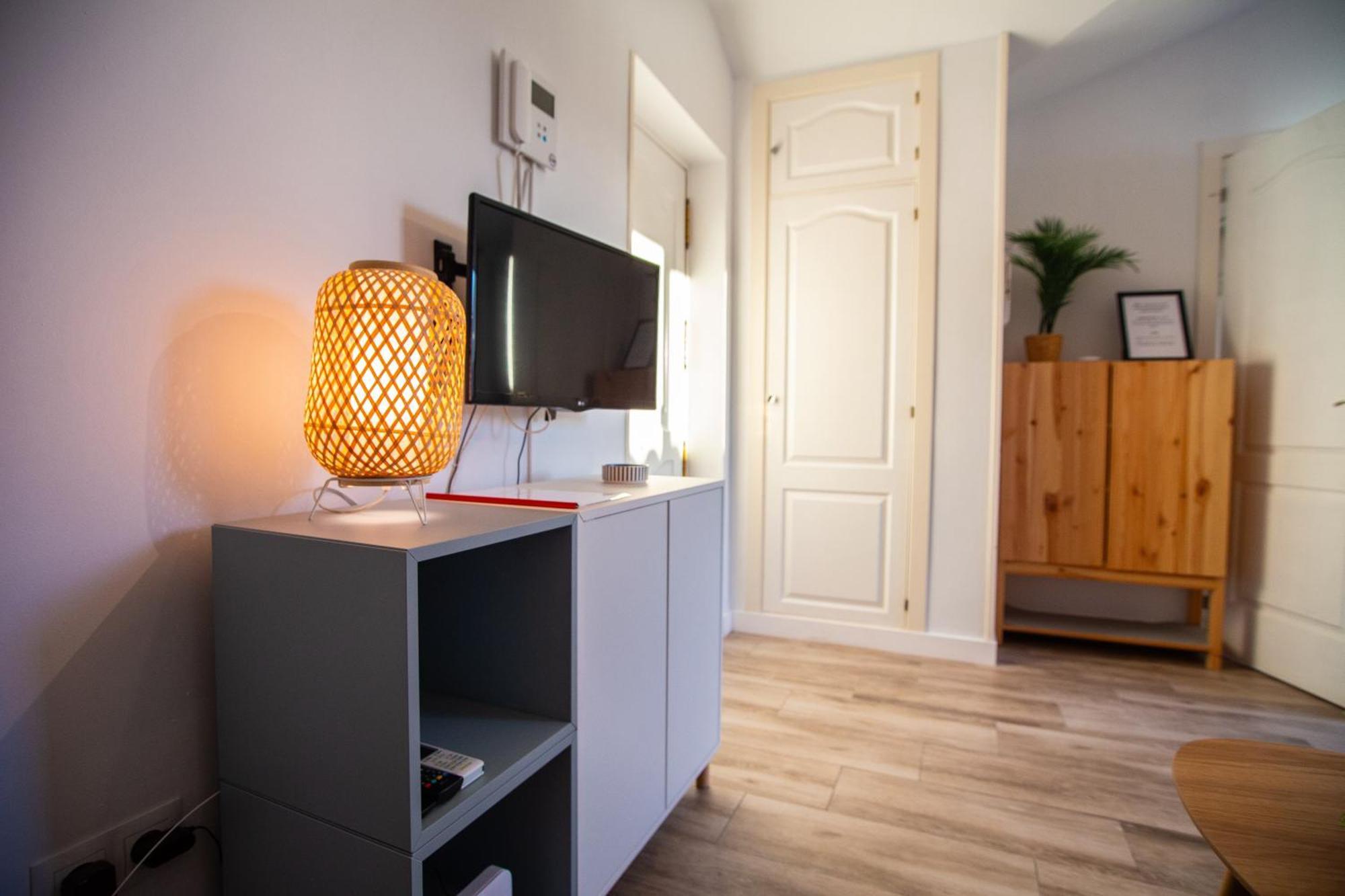 Benalhome - Tu Hogar Con Terraza Y Ducha Exterior Benalmadena Ngoại thất bức ảnh