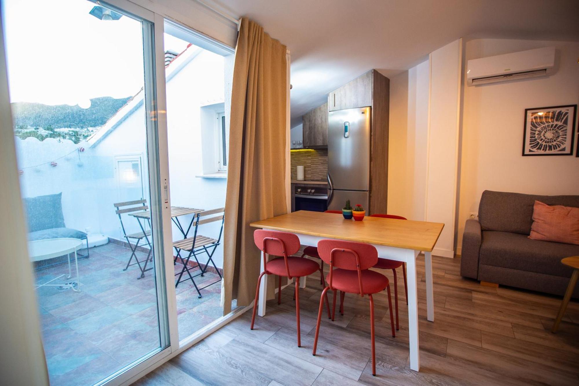 Benalhome - Tu Hogar Con Terraza Y Ducha Exterior Benalmadena Ngoại thất bức ảnh